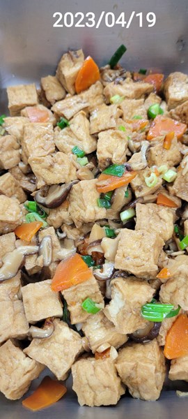 午餐--家常油腐丁