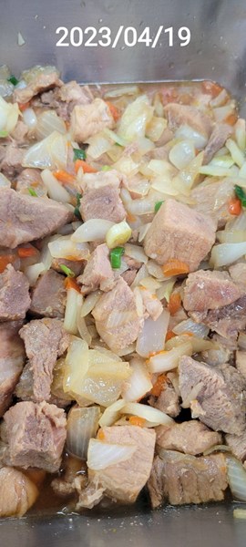 午餐--洋蔥燒肉