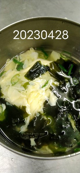 午餐--海菜蛋花湯