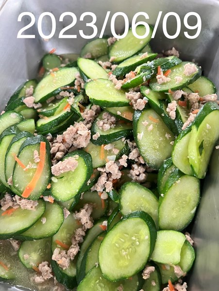 午餐--小瓜燜肉末