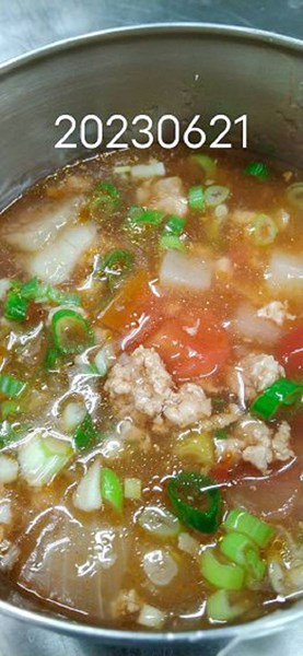 午餐番茄肉醬
