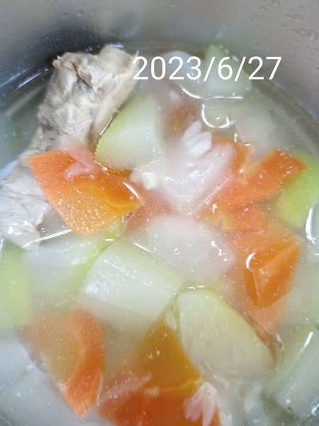 午餐--蒲瓜排骨湯