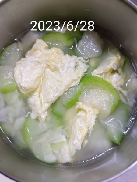 午餐--絲瓜蛋花湯