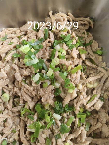 午餐--醬爆肉絲