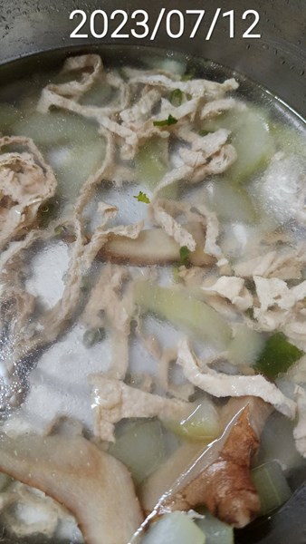 午餐--清香黃瓜湯