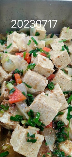 午餐--沙茶凍豆腐